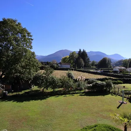 Дом отдыха Chez Vives Montaut (Pyrenees-Atlantiques)